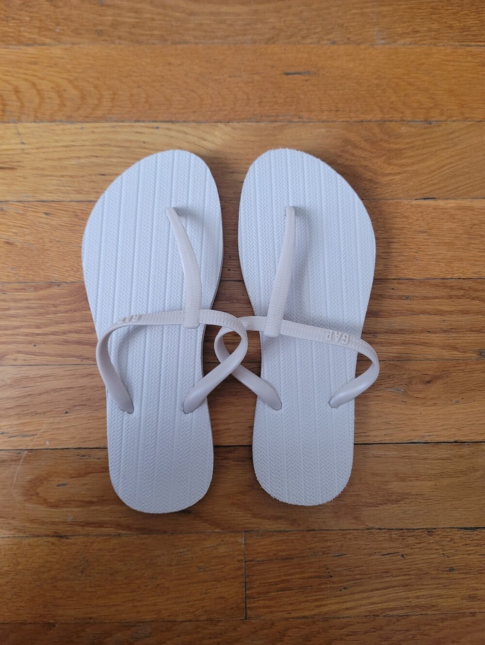 GAP Women's T-Strap Eva Sandals, Size 6